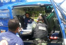 Helicóptero do GRAER da PM da Bahia socorre criança de dois anos baleada na cabeça