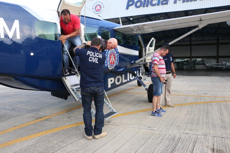 GRAER da PM da Bahia apoia Polícia Civil no transporte de sequestradores capturados em São Paulo