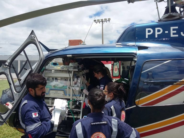 Pégasus 07 da PM de Minas transporta pacientes das cidades de São Francisco e Taiobeiras para Montes Claros