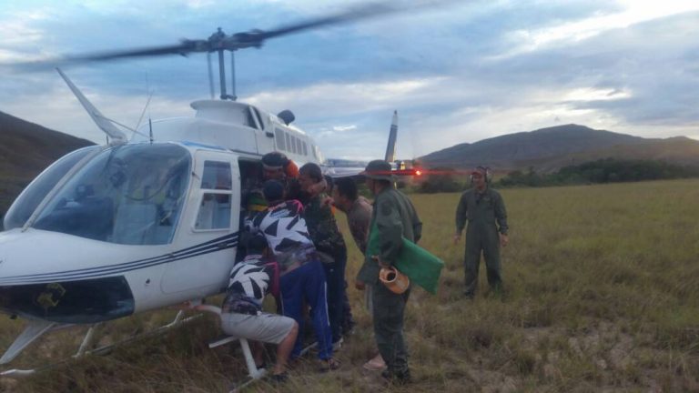 Corpo de Bombeiros de Roraima colabora na remoção aeromédica de deputado acidentado na Venezuela