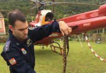 Equipe aeromédica do helicóptero Arcanjo 01 resgata jovem picado por cobra em Florianópolis