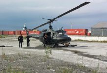 Helicóptero da Polícia Civil é atingido por disparo de fuzil no tanque de combustível durante operação na Maré