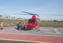 Equipe do helicóptero Bombeiro 01 resgata piloto de paramotor acidentado no Autódromo de Goiânia