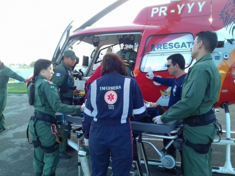 Samu Aeromédico socorre duas crianças vítimas de acidente de trânsito no interior de Alagoas