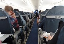 Conselho Federal de Medicina lança cartilha que orienta médicos a atuar em emergências durante voos