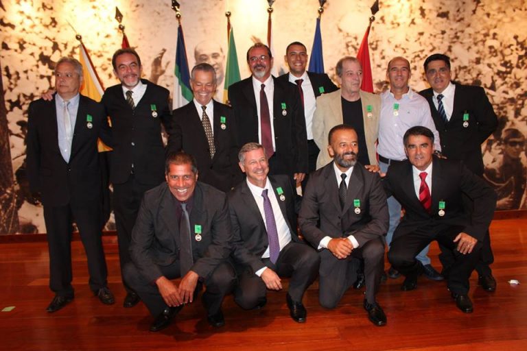 Pioneiros da aviação do DF recebem medalha “Mérito Aviação da Segurança Pública e da Paz Social”