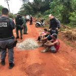 Águia 02 do CIOPAer apoia PM na prisão de marginais na estrada do Carrapicho em Várzea Grande