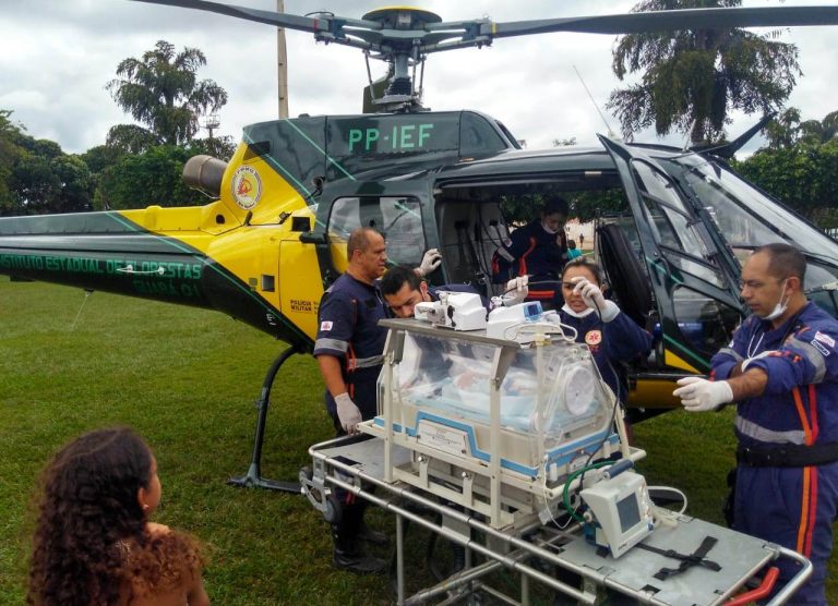 Equipe da 3ª BRAvE da PM de Minas transporta recém nascida de Brasília de Minas para Pirapora