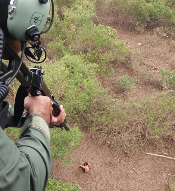Águia 02 do CIOPAer apoia PM na prisão de marginais na estrada do Carrapicho, em Várzea Grande/MT