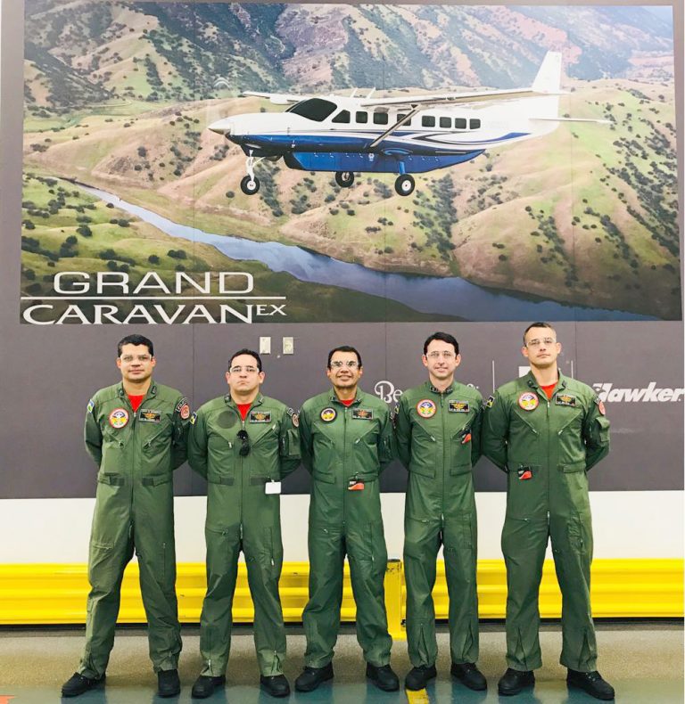 Pilotos do Corpo de Bombeiros de Rondônia realizam curso nos EUA para adaptação no avião Grand Caravan EX G1000