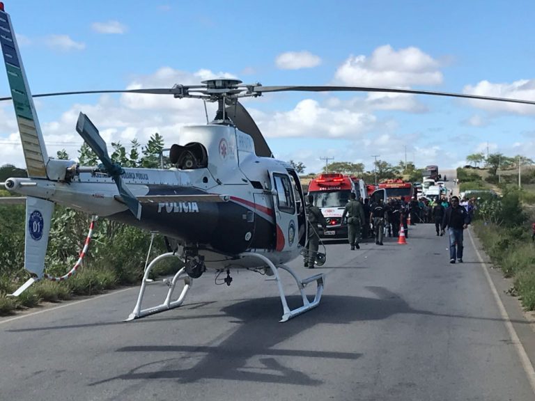 GTA transporta turista baiano com lesão grave na coluna após acidente com ônibus em Poço Redondo, SE
