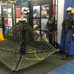 Equipamento utilizado para extração de pessoas e acoplado ao gancho de carga externa.