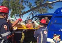 GRAER da PM da Bahia resgata vítima de acidente na BR-242