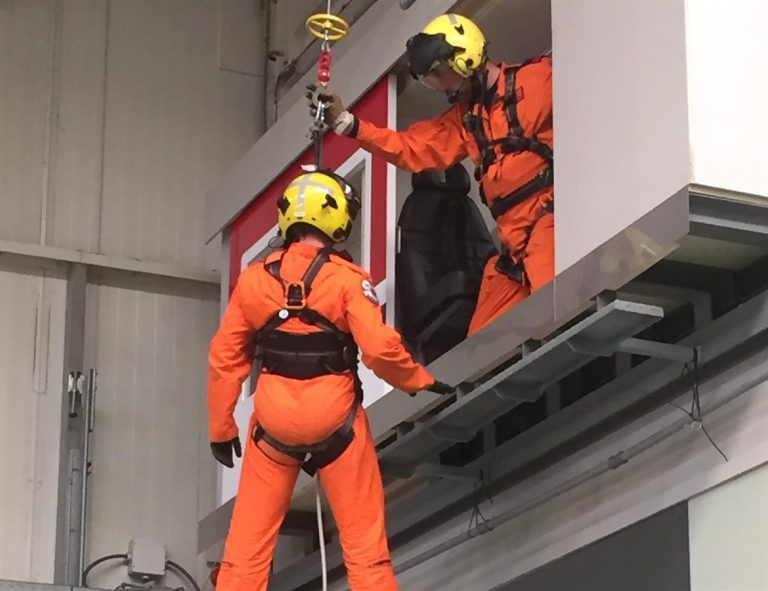 Operador CHC da Holanda inaugura novo centro de treinamento de operações com guincho