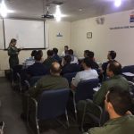 Pilotos da Polícia do Rio de Janeiro e FAB recebem capacitação teórica sobre óculos de visão noturna