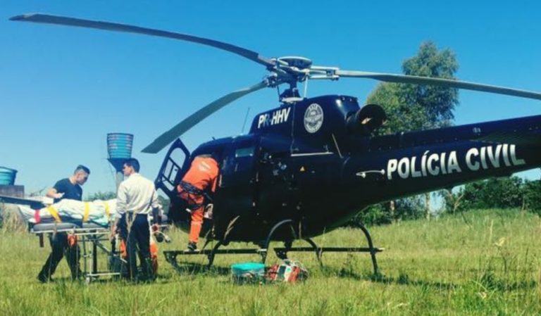 Equipe aeromédica do SARA/SAERFRON de SC transporta paciente com problema cardíaco