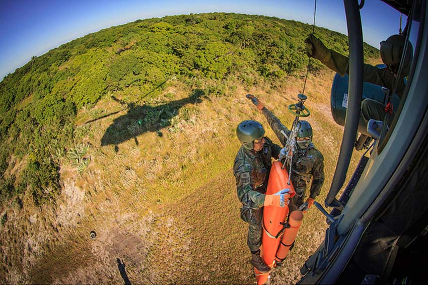 Salvar vidas é a missão do Esquadrão Pelicano da Força Aérea Brasileira que celebrou 61 anos