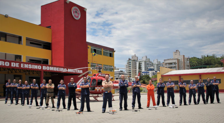 15 novos pilotos de RPA são certificados em Florianópolis pelo Corpo de Bombeiros