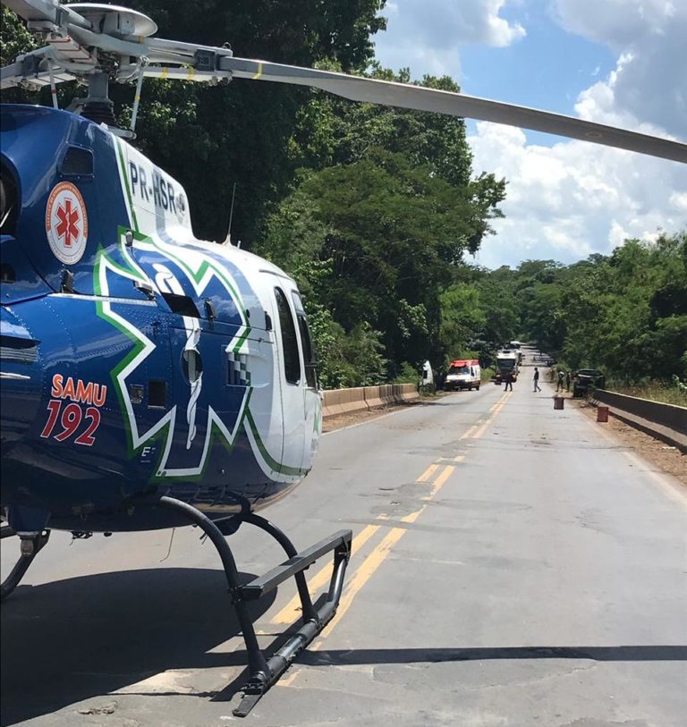 Acidente na PR-323 mobiliza equipe aeromédica do helicóptero do SAMU de Maringá
