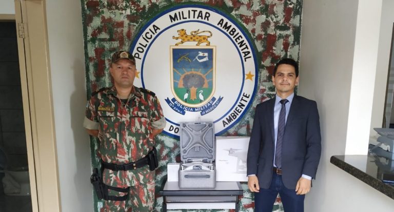 Polícia Militar Ambiental de Mundo Novo recebe drone da Promotoria de Justiça de Eldorado para auxiliar nas fiscalizações
