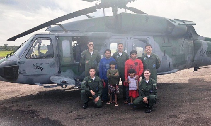 Esquadrão Pantera da FAB apoia “Médicos sem Fronteira” na Aldeia Indígena de Suruwaha, AM