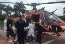 Equipe aeromédica do helicóptero Arcanjo 01 resgata mulher após passar mal na trilha da Lagoinha do Leste, em SC