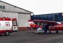 Equipe aeromédica do avião Arcanjo 04 transporta bebê de cinco dias de Chapecó a Lages, SC