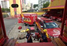 Governador de SC assina ordem de missão e bombeiros militares reforçam as buscas em Brumadinho, MG