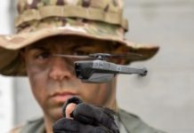 Exército dos EUA assina contrato de US$ 39,6 milhões com a FLIR para sistemas de aeronaves não tripuladas Black Hornet