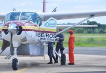 Avião do Corpo de Bombeiros de Minas transporta criança para Belo Horizonte após complicação em cirurgia