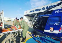 Guardião 02 da PM da Bahia socorre vítima de acidente em “banana boat” em Morro de São Paulo