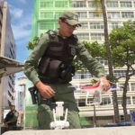 PM de Pernambuco recebe drone através de doação de vendedores de coco na orla em Boa Viagem