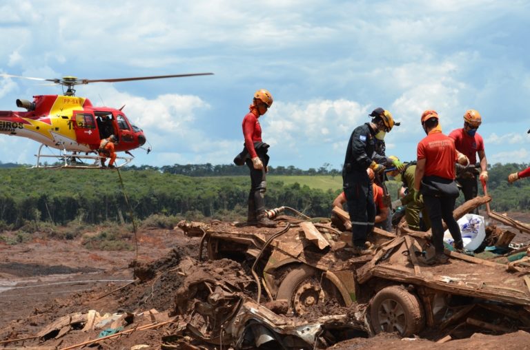 Bombeiros que atuaram em Brumadinho contam como foram os dias de operações