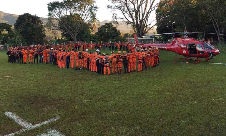 Piloto de helicóptero do Corpo de Bombeiros do RJ fala sobre abnegação e solidariedade nas operações de busca e salvamento em Brumadinho, MG