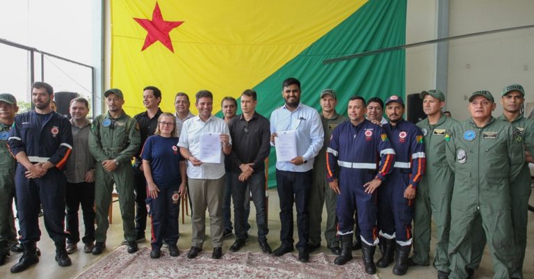 Governo do Acre garante continuidade do serviço aéreo para Saúde, Segurança Pública e Meio Ambiente