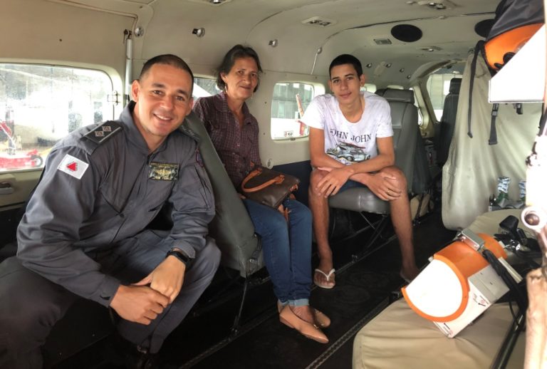 21 dias em coma: Jovem se recupera e agradece equipe do Batalhão de Operações Aéreas do Corpo de Bombeiros de MG