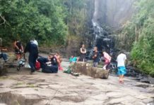 Equipe aeromédica do Arcanjo 01 socorre turista argentino que caiu da Cachoeira da Costa da Lagoa, em Florianópolis