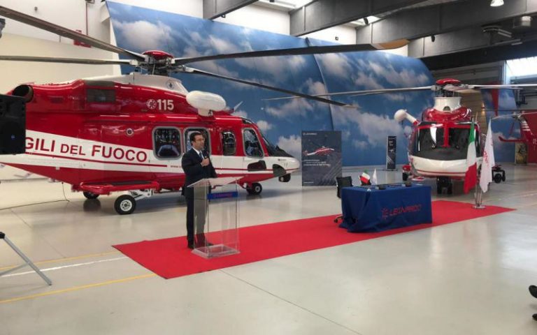 Corpo de Bombeiros da Itália recebe os dois primeiros helicópteros AW139