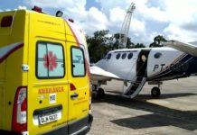 Caminhoneiro que se acidentou em Alagoas é transportado em avião da Polícia Militar para Minas Gerais