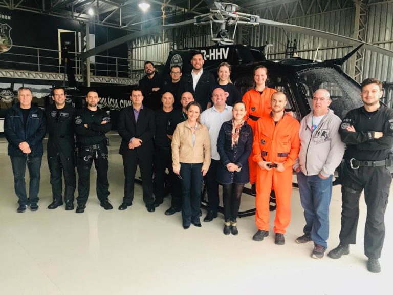 Integrantes da comissão que estuda a implantação do aeromédico em Criciúma foram conhecer o serviço de Chapecó, SC