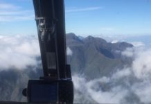 Equipe do helicóptero Águia 09 da PM resgata vítimas no cume da Pedra da Mina e no Pico dos Três Estados, SP