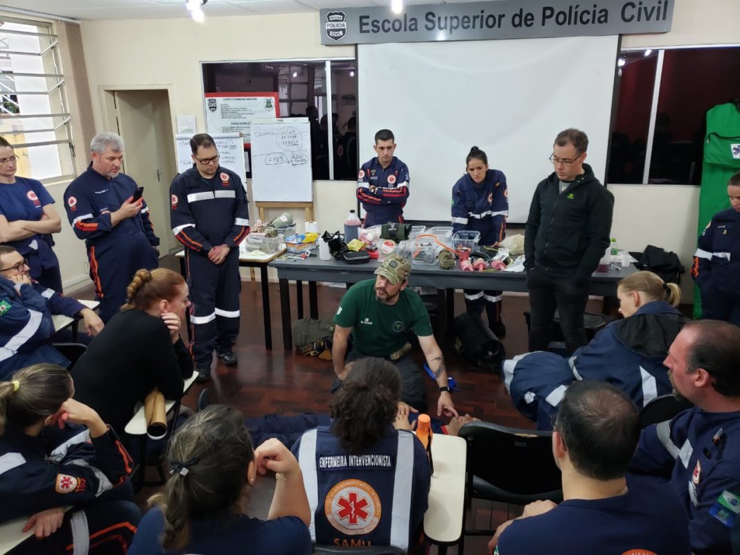 Escola Superior de Polícia Civil capacita profissionais do SAMU e SIATE em Atendimento Pré-Hospitar em Combate