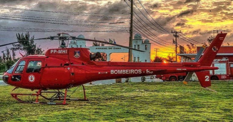 Helicóptero do Corpo de Bombeiros reforça atendimento a emergências em Arraial do Cabo e Paraty, RJ