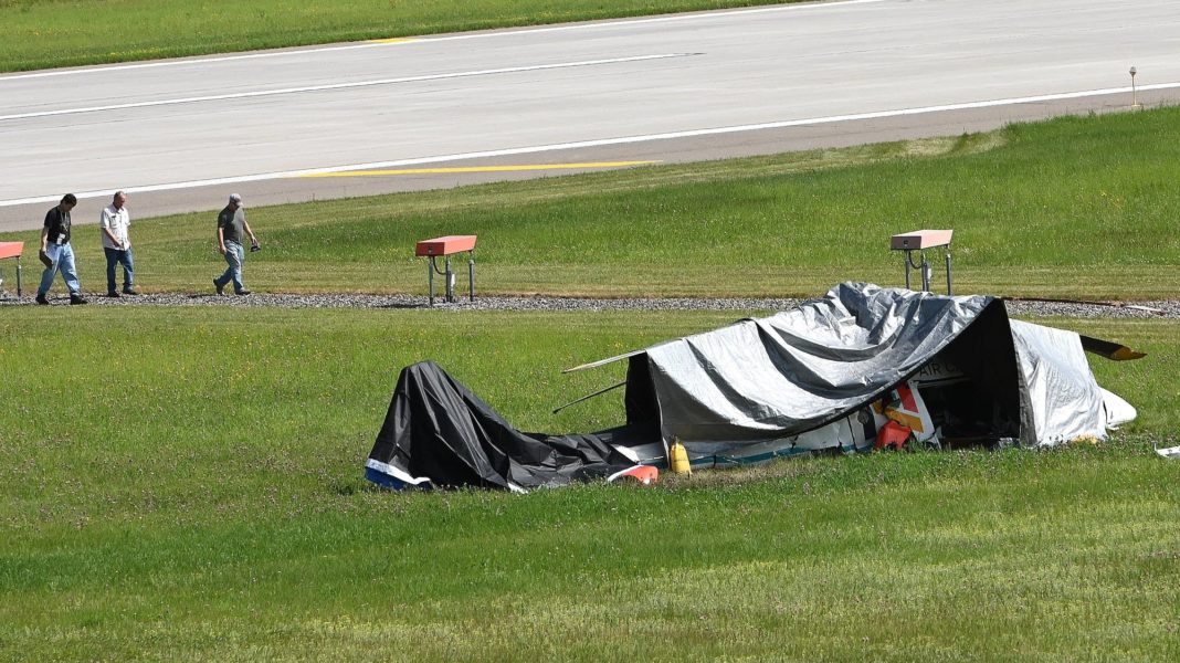 Enfermeira e piloto morrem em acidente com helicóptero aeromédico em Brainerd, Minnesota. Foto: Steve Kohls.