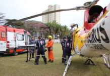 Bombeiros e SAMU transportam pacientes das cidades de Sacramento e Planura para Uberaba, MG