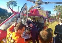 Equipe do Arcanjo 06 transporta vítima de acidente de trânsito de Iturama para Uberaba, MG