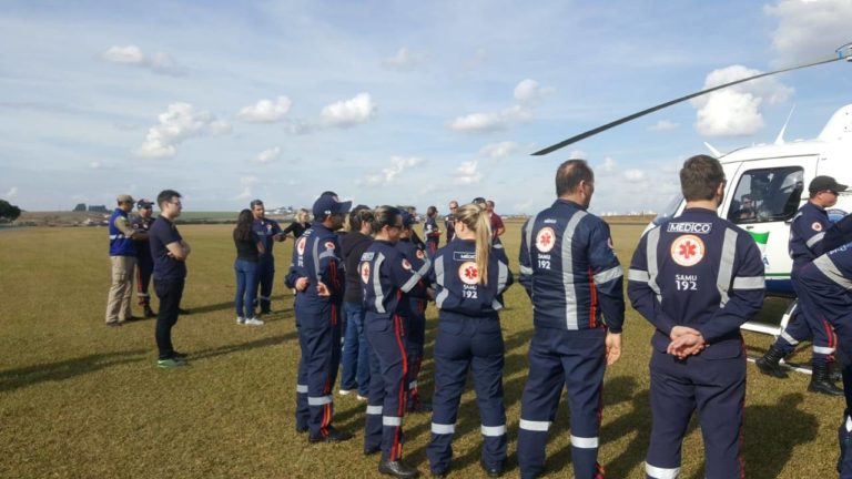 SAMU Regional Oeste realiza curso de reciclagem em segurança de voo e regulação médica em Cascavel, PR