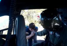 Equipe da Base de Aviação de São José dos Campos resgata turista no Pico do Corcovado, SP