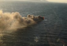 Arcanjo 01 é acionado para incêndio em embarcação próximo a Ilha dos Cardos, SC