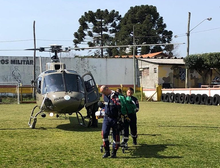 Águia 04 da PM e SAMU transportam pacientes de Campo Belo do Sul e Urubici para Lages, SC